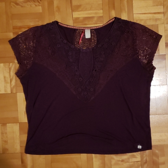 Element lace shirt - Picture 1 of 5